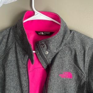 Women’s North Face light coat